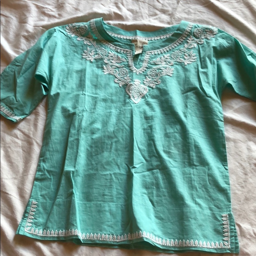 Blue top with cute design